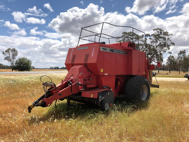 2007 Massey Ferguson MF190 Round Baler