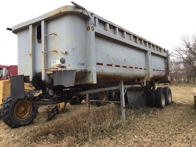 1984 (unverified) Cherokee T/A End Dump Trailer 1984 (unverified) Cherokee T/A End Dump Trailer