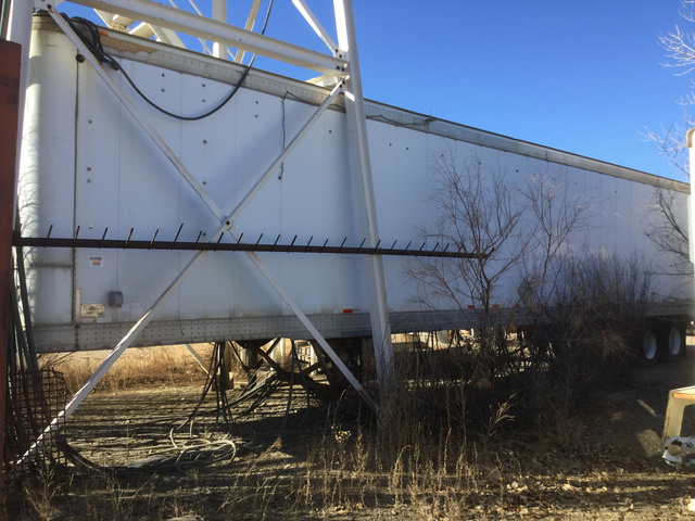 1992 Great Dane Control Van w/ Switch Gear