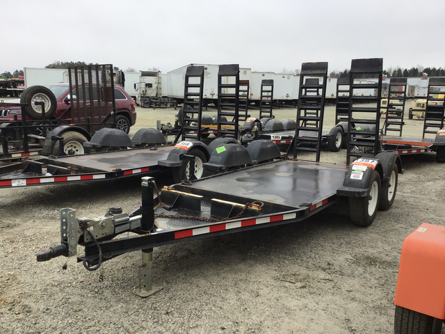 2013 MMDI T/A Equipment Trailer 2013 MMDI T/A Equipment Trailer