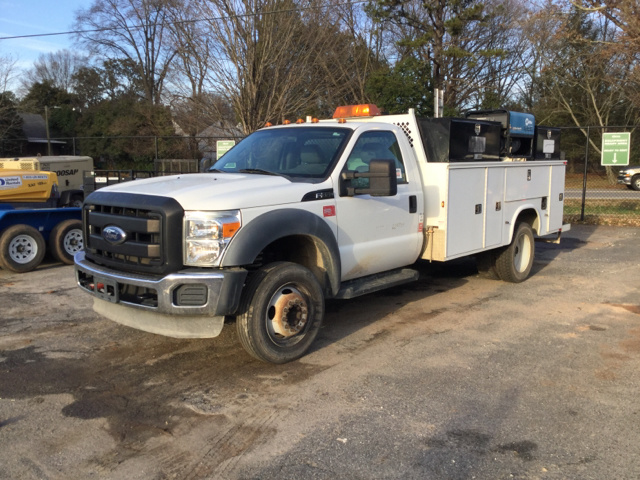 2011 Ford F-550 Super Duty Service Truck