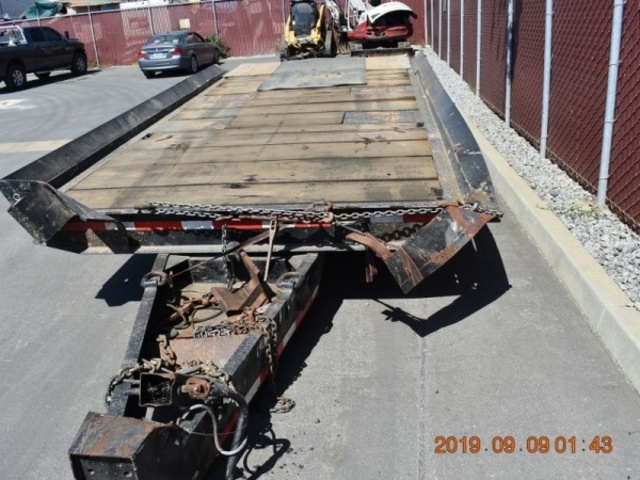1993 (unverified) Miller T/A Tilt Deck Equipment Trailer