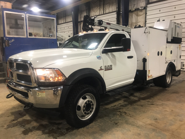2013 Ram 5500 Heavy Duty 4x4 Service Truck w/ Crane