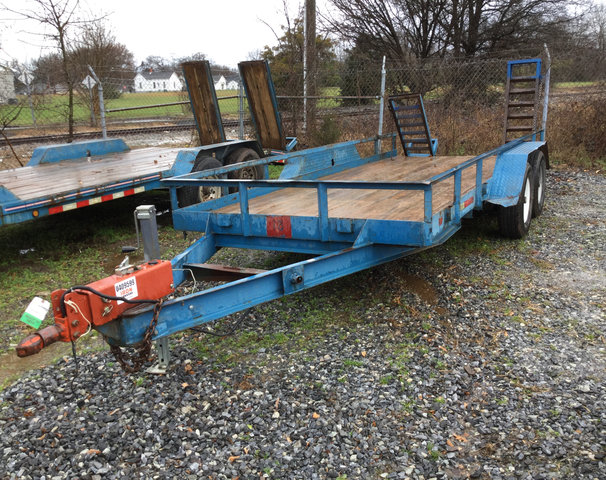 1998 (unverified) T/A Equipment Trailer