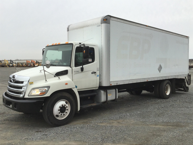2013 Hino 338 Cargo Truck
