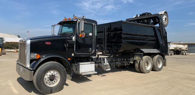 2008 Peterbilt 365 T/A Dump Truck 2008 Peterbilt 365 T/A Dump Truck