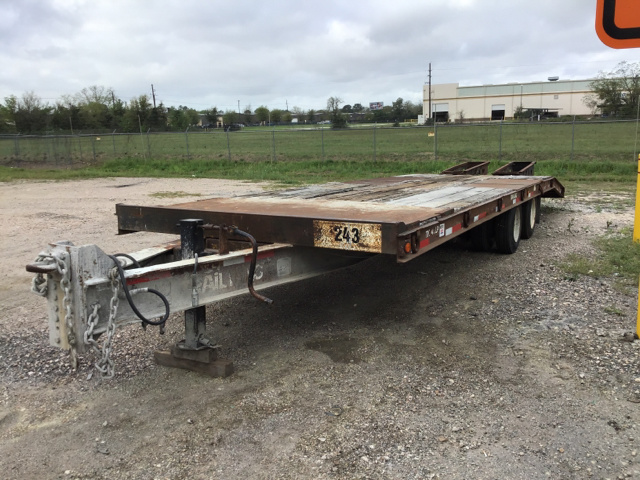 1997 (unverified) Trail King T/A Equipment Trailer