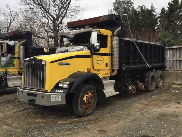 2006 Kenworth T800B 10x4 Quad/A Dump Truck 2006 Kenworth T800B 10x4 Quad/A Dump Truck