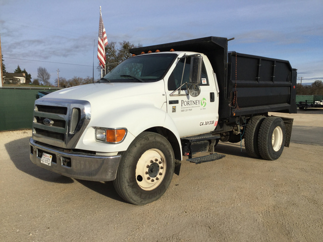 2005 Ford F-650 Super Duty S/A Dump Truck 2005 Ford F-650 Super Duty S/A Dump Truck