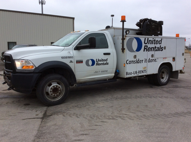2012 Ram 5500 Heavy Duty 4x4 Service Truck w/ Crane