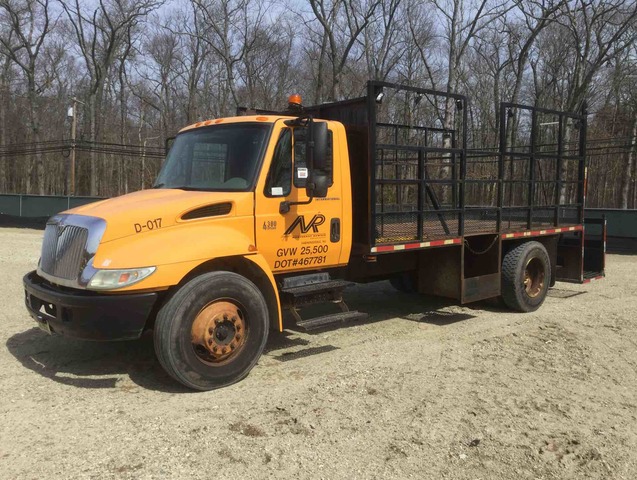 2007 International 4300 4x2 S/A Flatbed Truck 2007 International 4300 4x2 S/A Flatbed Truck