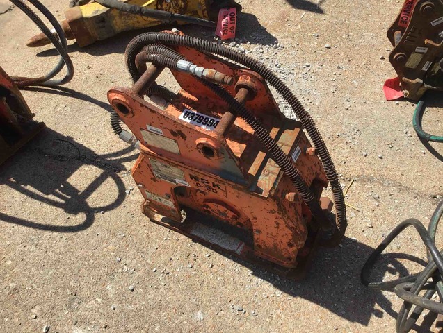 Quantity of (1) NPK C2D Vibratory Plate Compactor Attachment