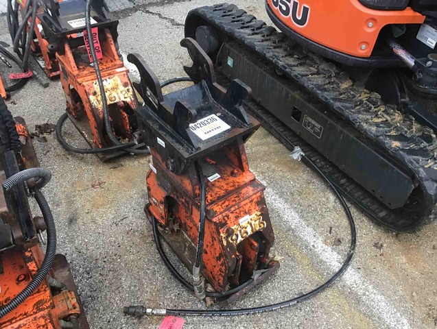 NPK C2D Hitachi/John Deere 35 series excavator Vibratory Plate Compactor Attachment