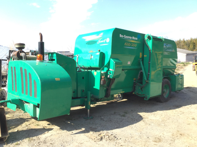 2003 Seco 200GCMD Tub Grinder