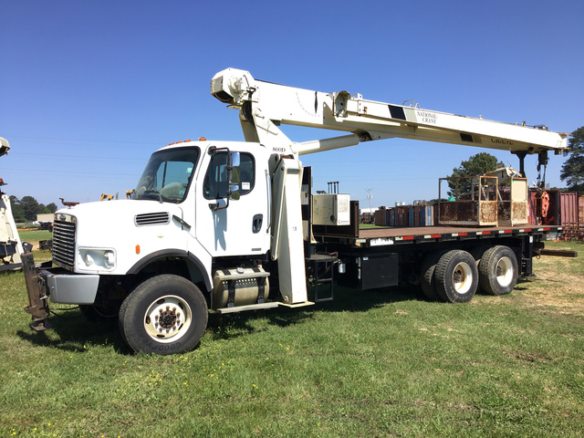 2007 Freightliner Crane Truck 2007 Freightliner Crane Truck