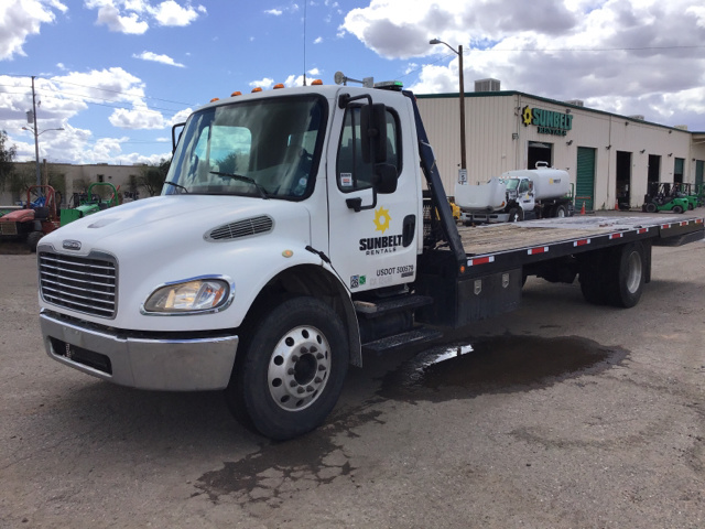 2007 (unverified) Freightliner M2 106 S/A Flatbed Truck 2007 (unverified) Freightliner M2 106 S/A Flatbed Truck