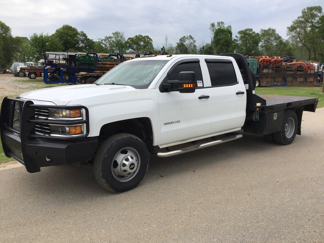 2015 Chevrolet Silverado K3500HD 4x4 Flatbed Truck
