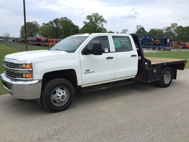 2015 Chevrolet Silverado K3500HD 4x4 Flatbed Truck