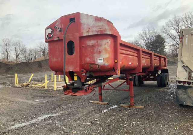 1995 Clement Lw3 T/A End Dump Trailer 1995 Clement Lw3 T/A End Dump Trailer