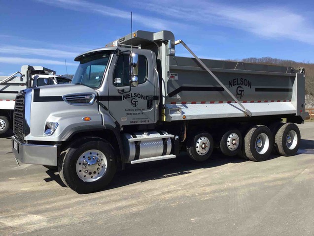2017 Freightliner 108SD Quad/A Dump Truck 2017 Freightliner 108SD Quad/A Dump Truck