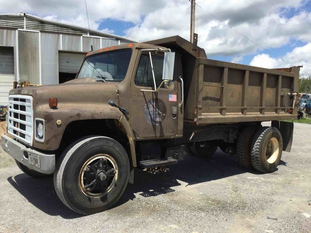 1985 International 1954 S/A Dump Truck 1985 International 1954 S/A Dump Truck