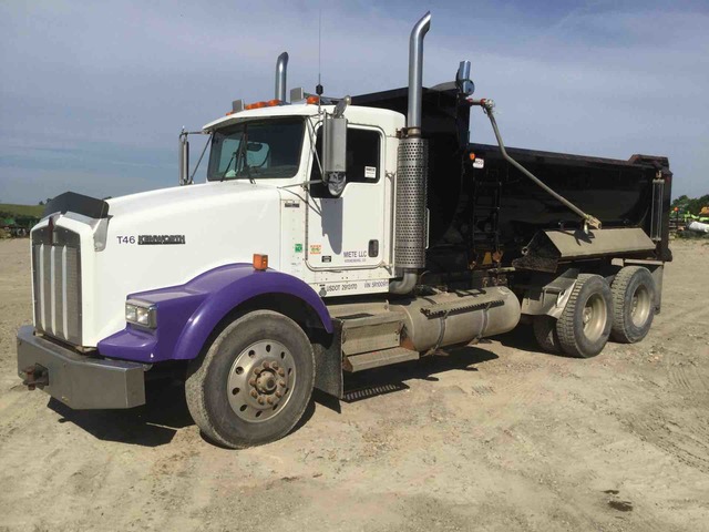 2005 Kenworth T800 6x4 T/A Dump Truck 2005 Kenworth T800 6x4 T/A Dump Truck