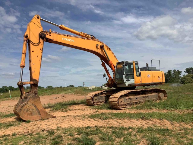 2005 Hitachi ZX450LC Track Excavator 2005 Hitachi ZX450LC Track Excavator