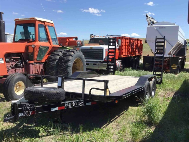 2010 Titan Equipment Trailer T/A T/A Flatbed Trailer 2010 Titan Equipment Trailer T/A T/A Flatbed Trailer
