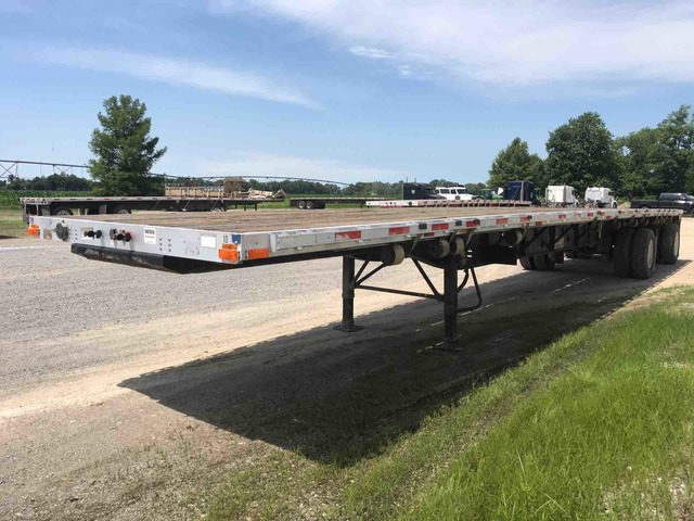 Transcraft T/A Flatbed Trailer Transcraft T/A Flatbed Trailer