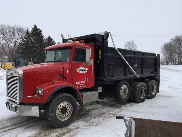 2003 (unverified) Freightliner FLD112 6x4 Tri/A Dump Truck 2003 (unverified) Freightliner FLD112 6x4 Tri/A Dump Truck